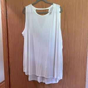 Livi Tank Top (NWT)